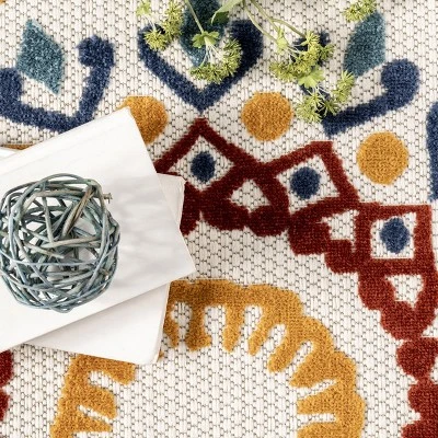 NuLOOM Micki Intricate Circles Indoor/Outdoor Patio Area Rug 5 NuLOOM Micki Intricate Circles Indoor/Outdoor Patio Area Rug - Image 5