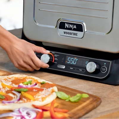 Ninja Woodfire 8-in-1 Outdoor Oven - OO101 8 Ninja Woodfire 8-in-1 Outdoor Oven - OO101 - Image 8
