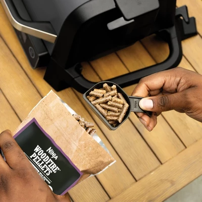 Ninja Woodfire Outdoor Grill & Smoker, 7-in-1 Master Grill, BBQ Smoker And Air Fryer With Woodfire Technology - OG701 6 Ninja Woodfire Outdoor Grill & Smoker, 7-in-1 Master Grill, BBQ Smoker And Air Fryer With Woodfire Technology - OG701 - Image 6