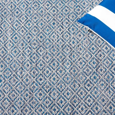 Courtyard CY8235 Power Loomed Indoor/Outdoor Area Rug - Safavieh 3 Courtyard CY8235 Power Loomed Indoor/Outdoor Area Rug - Safavieh - Image 3